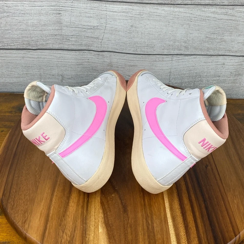 Nike Blazer Mid 77 White Pink Spell Sneakers DZ2900-100 Women’s Shoe Size 8